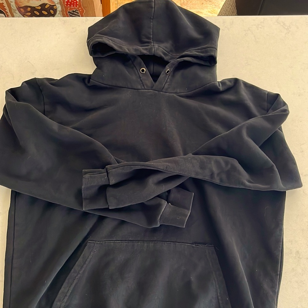 Men’s black Zara hoodie